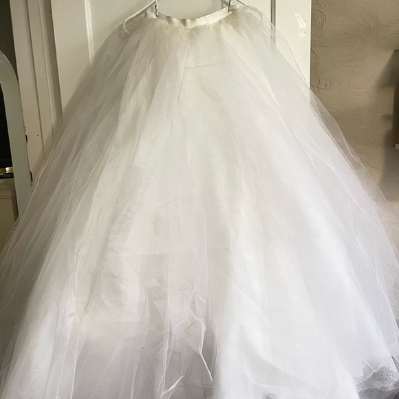 FORMAL UNDER SLIP…white…24” waist - Picture 1 of 7